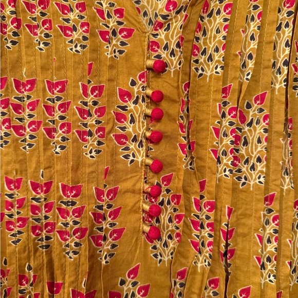 Signature by Sangria Red and Yellow Floral Top - Picture 4 of 6